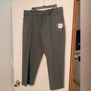 NWT Ava & Viv Cropped Slacks Size 16W